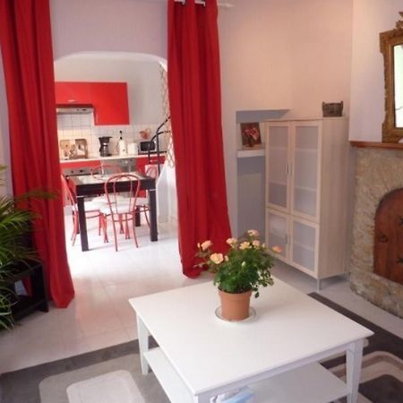 Maison D'Hotes Les Belles De Mai Pontorson Kültér fotó