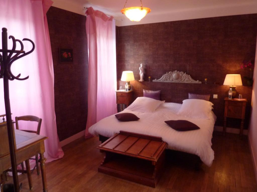 Maison D'Hotes Les Belles De Mai Pontorson Szoba fotó